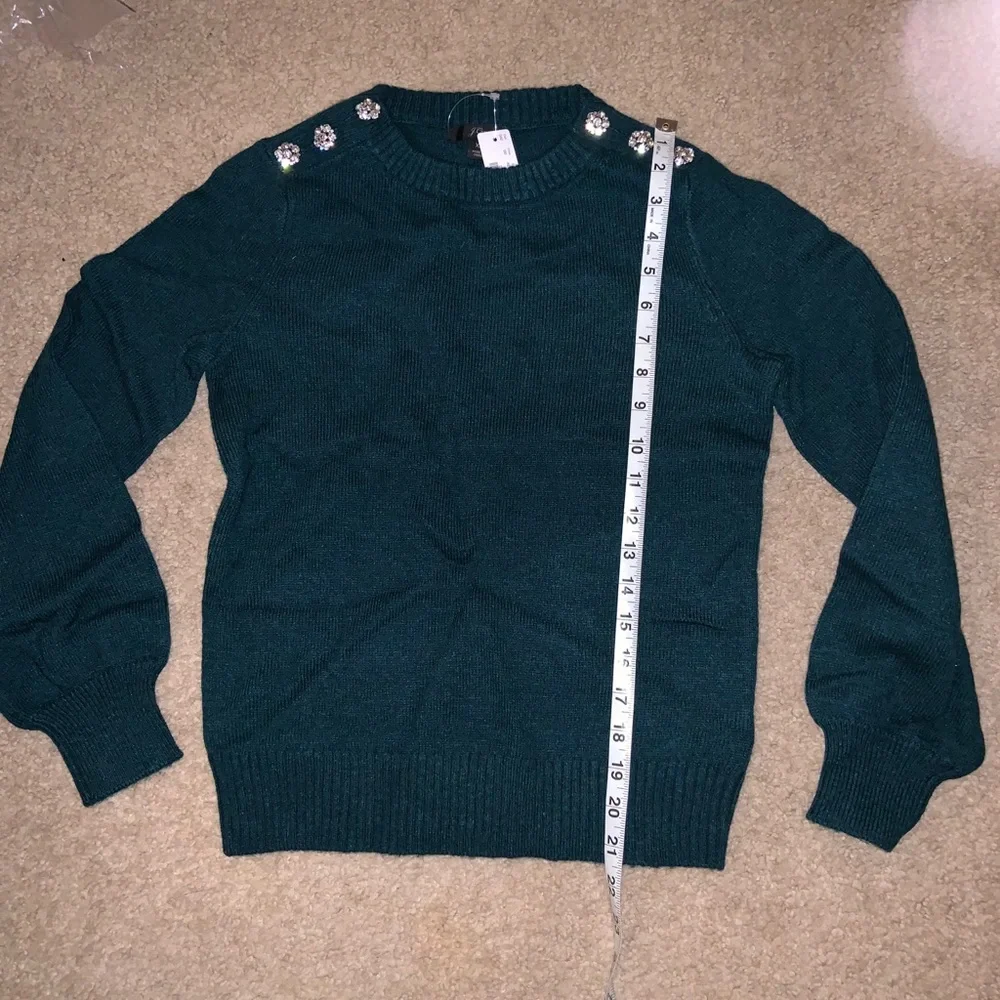 NWT JCREW JEWLED BUTTON PUFF SLEEVE Sweater XS